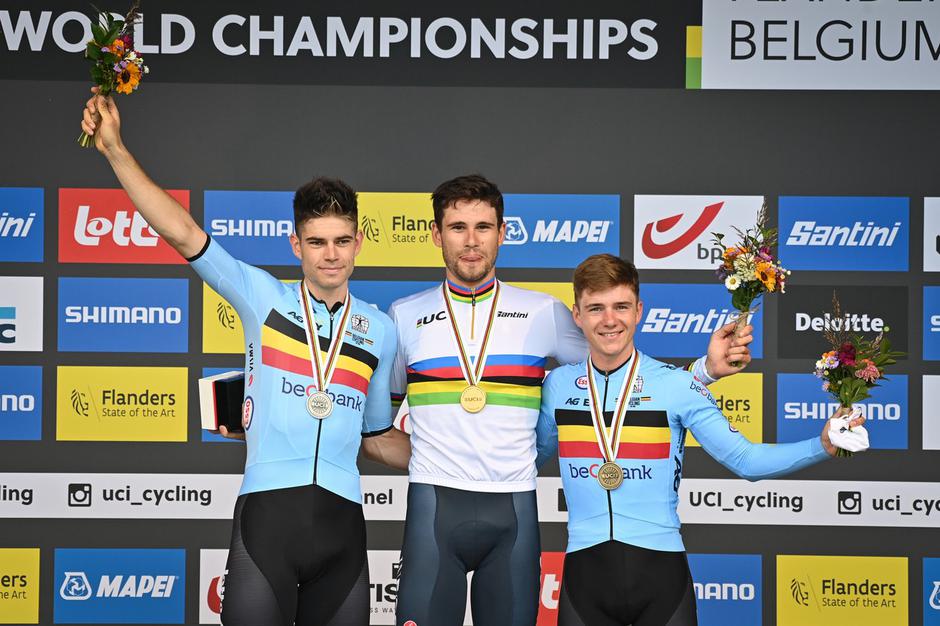 Remco Evenepoel in Wout van Aert | Avtor: Profimedia