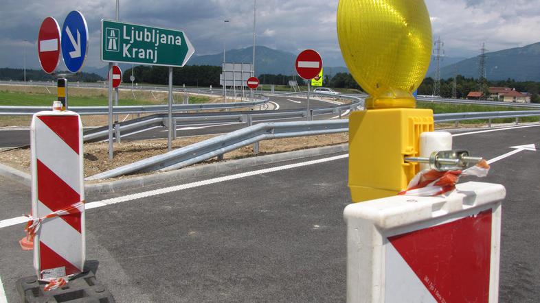 Že en teden dokončan priključek čaka na jutrišnji tehnični pregled. Če bo vse v 