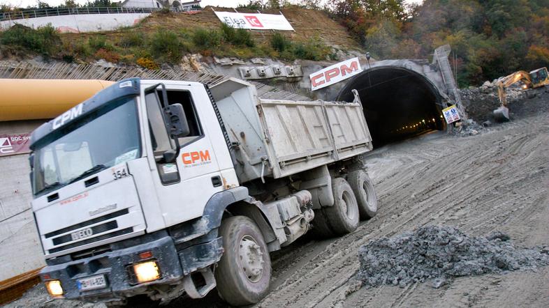 V DDC svetovanje inženiring, ki je nadzornik del, so nam potrdili, da je del izk