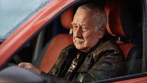 Upokojenec za volanom