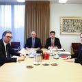 Aleksandar Vučić Josep Borrell Albin Kurti na pogajanjih med Beogradom in Prištino