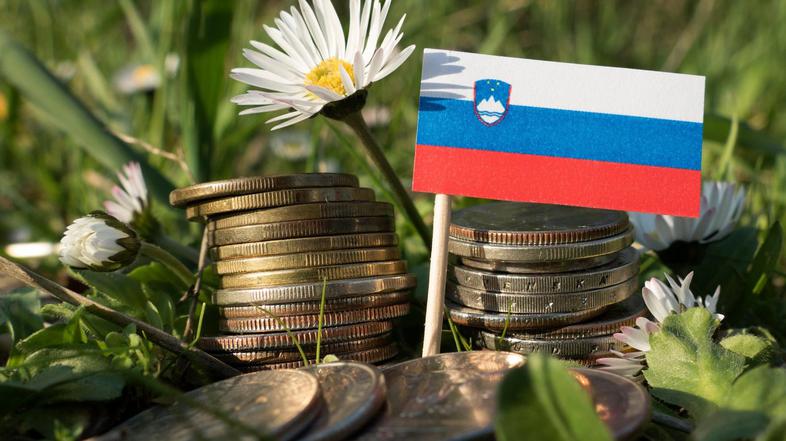 Slovenija evri denar