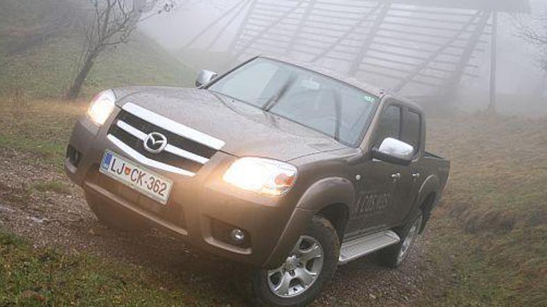 Mazda BT-50 je že zasedla prodajne salone.