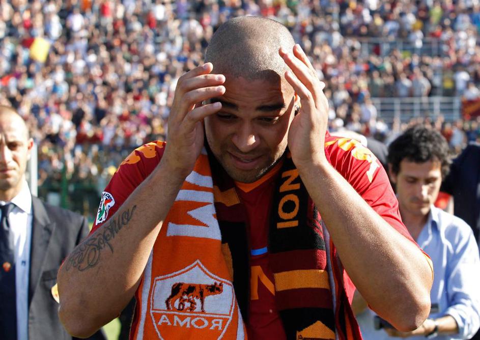 V rdeče odeti navijači so bili na trenutke celo preglasni za 28-letnega Brazilca