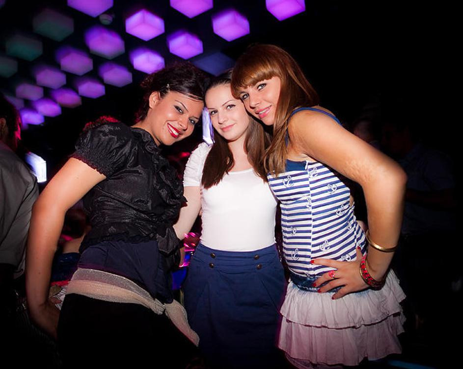 Sredin hip hop v klubu Top