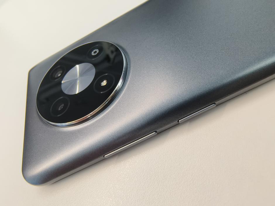 Telemach 5G telefon | Avtor: D. J.