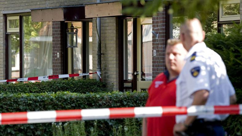 Hiša, v kateri so našli posmrtne ostanke dojenčkov. (Foto: Reuters)