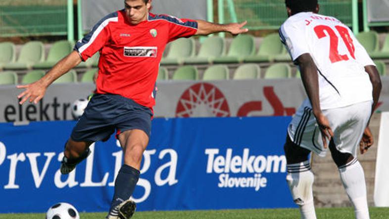 Edin Junuzović bo kariero nadaljeval v Rusiji.