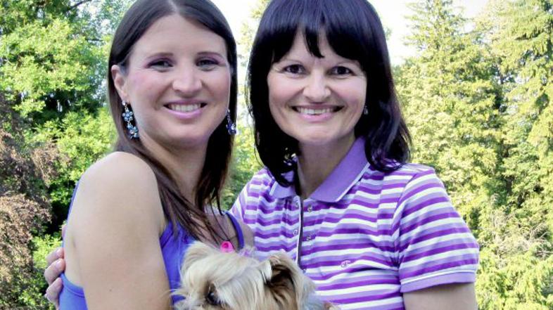 Nataša Bešter, Ana Bešter