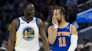 Jalen Brunson in Draymond Green