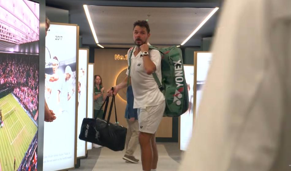 Wawrinka po dvoboju ves objokan, tekmec za njim v garderobo