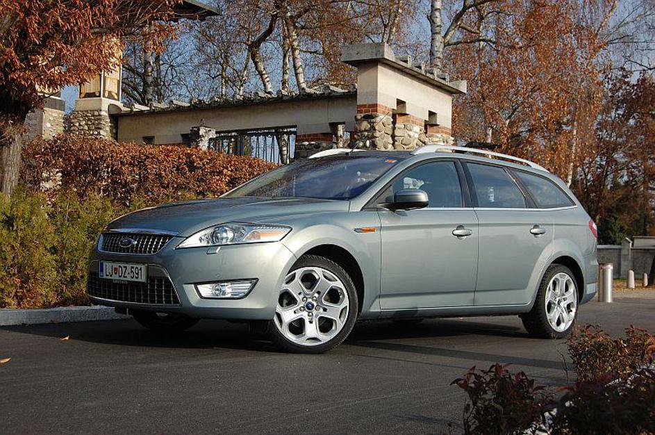 Ford mondeo karavan 2.3i durashift titanium X. (Foto: Gregor Prebil)