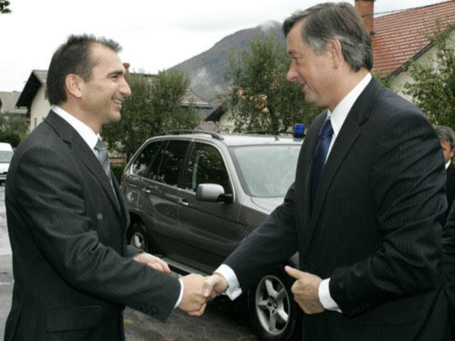 Veber s predsednikom republike ob obisku Kočevskega. (Foto: BOBO) | Avtor: Bobo
