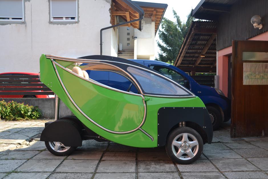 Slovenski električni e-avto | Avtor: Gregor Prebil