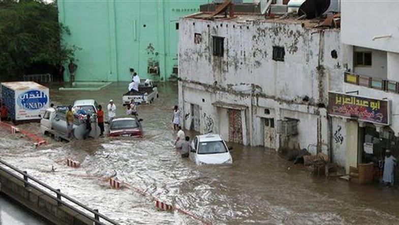 Vzrok za tako velike poplave so pogoste padavine. (Foto: AFP)