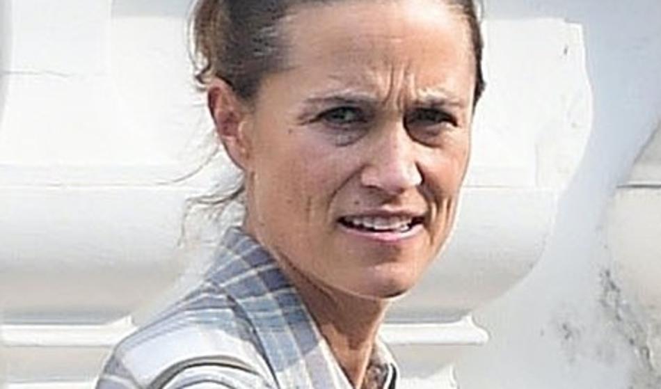 En udarec za drugim: Sestra princese Kate v težavah