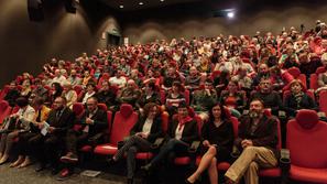 Projekcija filma Houston we have a problem