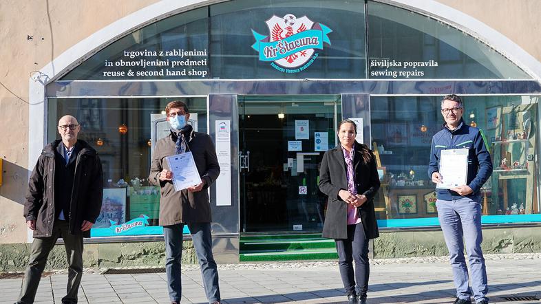 Nagrada, družbeno odgovorne sinergije, Kranj, Aleš Kranjc Kušlan-prvi z leve