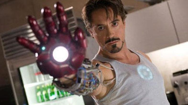 Marvelov junak Iron Man nima nadnaravnih sposobnosti, vseeno pa brani ameriški n