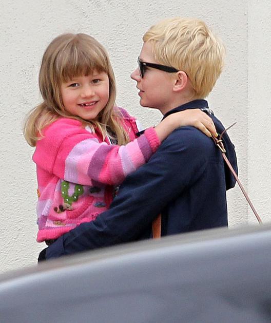 Michelle Williams, Matilda Ledger