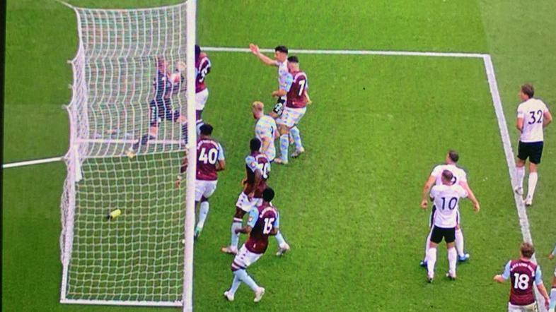 Aston Villa : Sheffield United