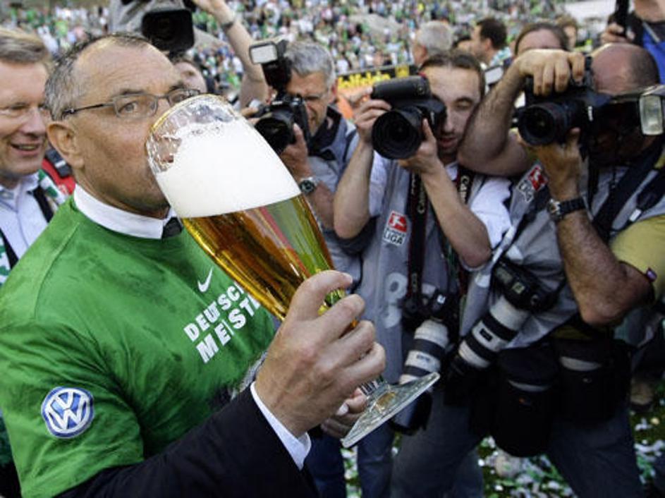 Felix Magath je leta 2009 z volkovi osvojil Bundesligo. (Foto: Reuters)