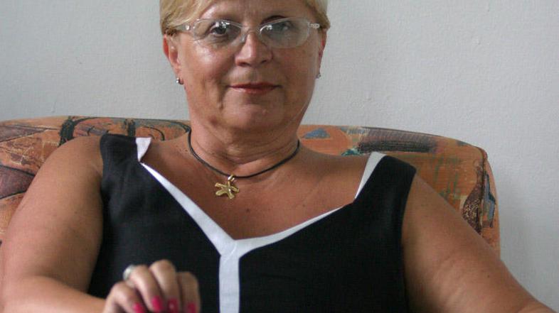 Friderika Kresal je nepreklicno odstopila z mesta predsednice Zbornice fiziotera