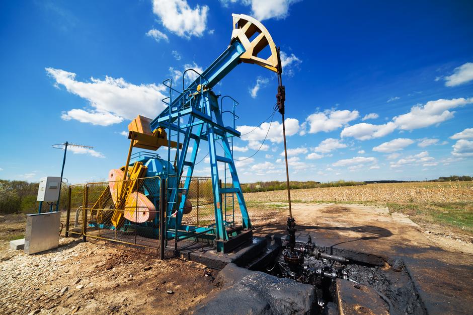 Naftno črpališče | Avtor: Shutterstock