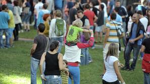 umek žur z razlogom 