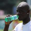 Balotelli Italija reprezentanca trening plastenka priprave Coverciano