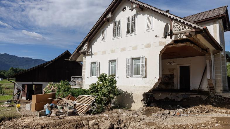poplave razdejanje po poplavah Radmirje uničena hiša