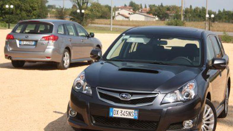 Legacy in outback imata tako kot Subaru ene najbolj zvestih kupcev. Glede na vid