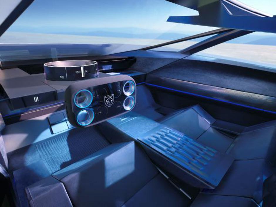 Peugeot i-cockpit | Avtor: Peugeot