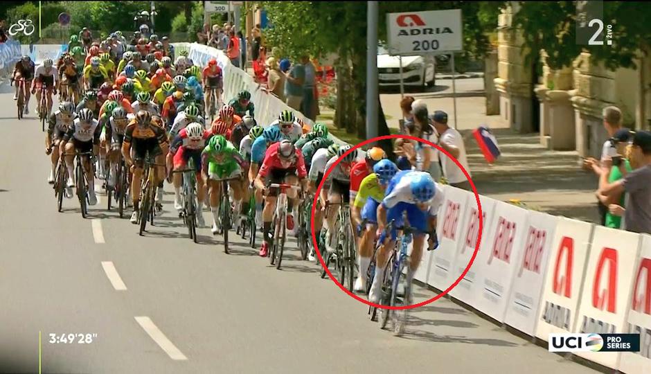  | Avtor: Reševalni pas/Twitter