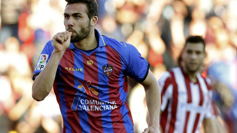 (Levante : Athletic Bilbao) Vicente Iborra