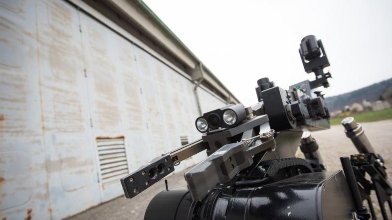 protibombna zaščita