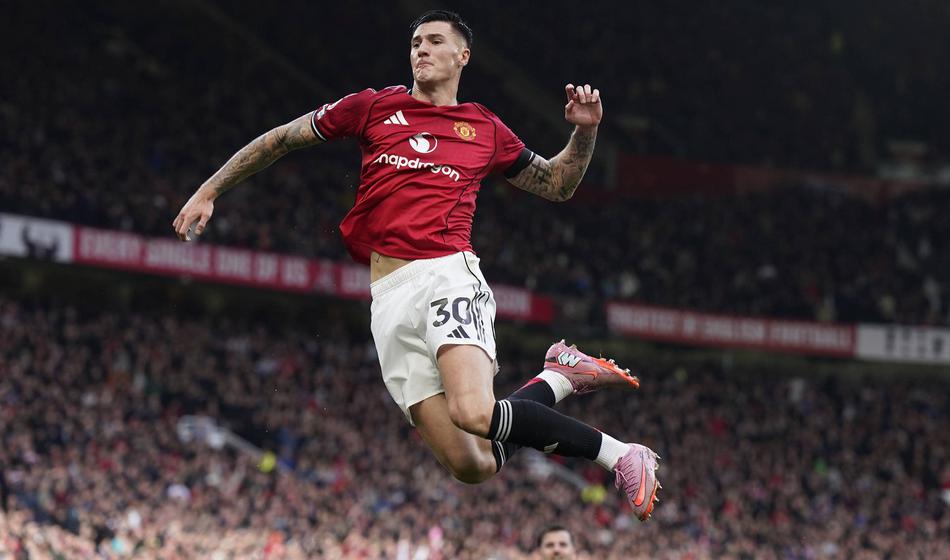 Evo ga! Šeško odlično predstavo kronal s prvencem na Old Traffordu