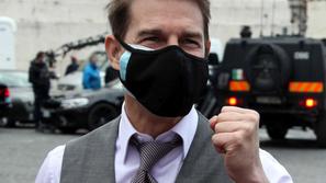 Tom Cruise in maska