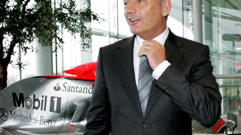 Očitno je, da bo Ron Dennis še naprej vlekel odločilne poteze pri McLaren Merced