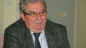 Vasilij Cerar, starosta slovenske ginekologije in porodništva, meni, da se bo pi