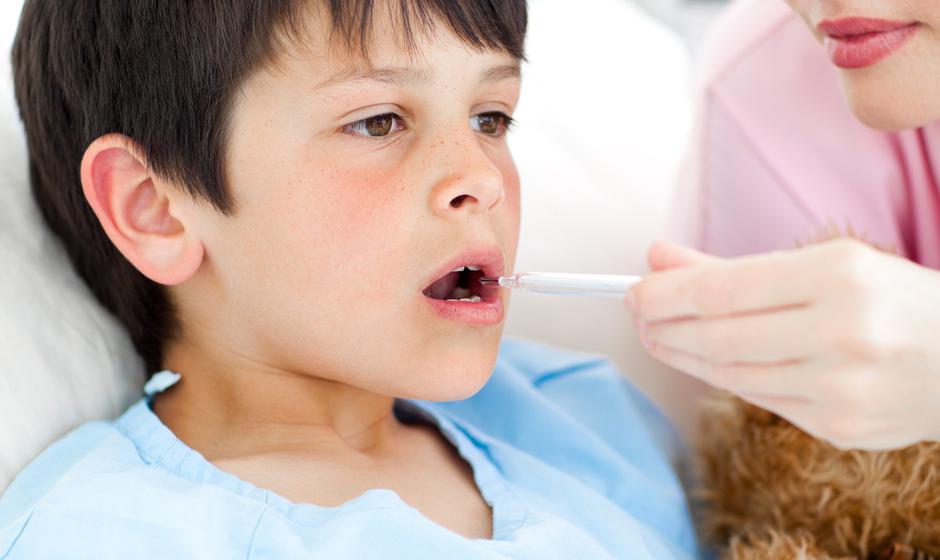 Otrok v bolnišnici | Avtor: Profimedia