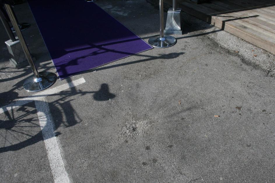 Policisti zanikajo, da bi bili morebitni storilci tega napada lahko povezani z m