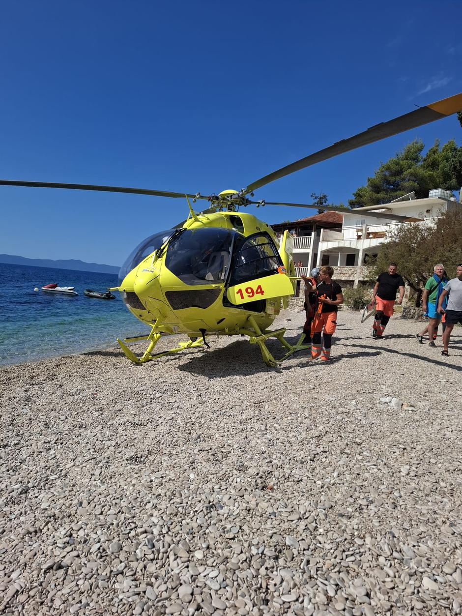 Nujna helikopterska medicinska pomoč | Avtor: Osebni arhiv Tomaža Mrlaka