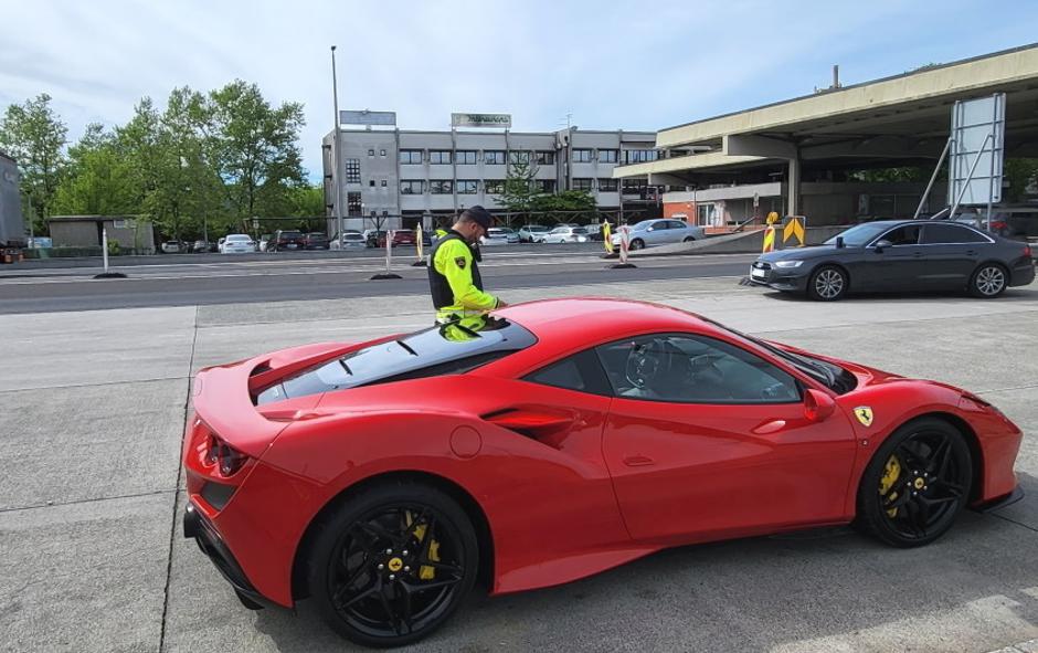 nadzor hitrosti merjenje hitrosti | Avtor: PU Nova Gorica