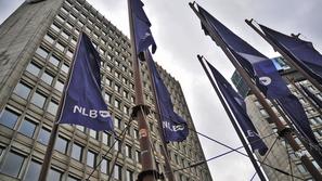 NLB, ki jo  vodi Božo  Jašovič, naj bi ukinila šest podružnic.(Foto. Anže Petkov
