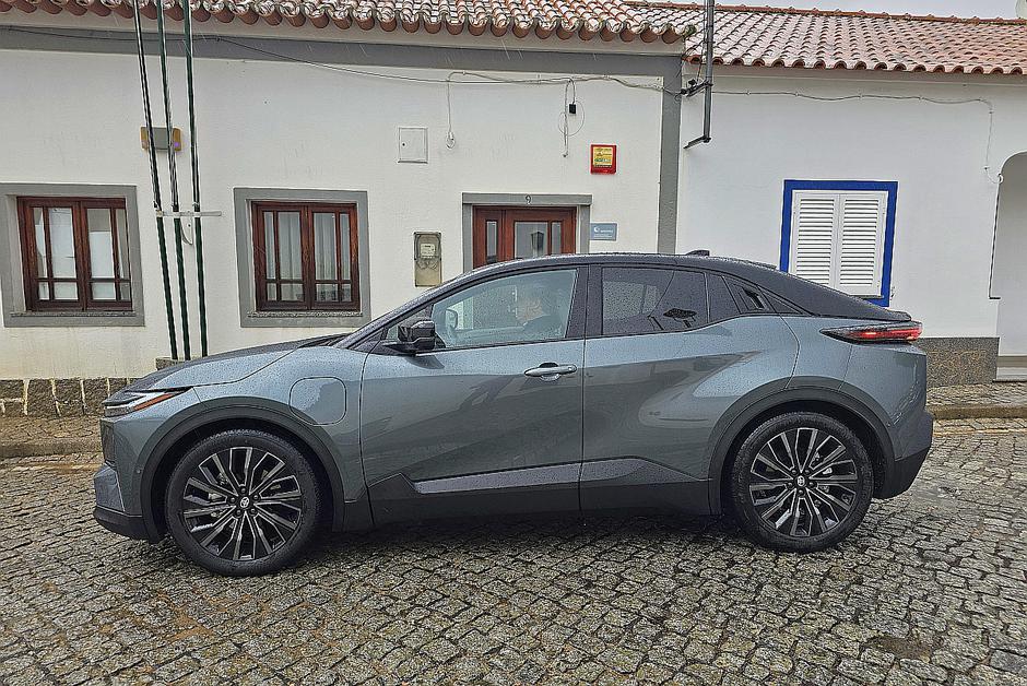 toyota C-HR+ | Avtor: Matija_Janežič