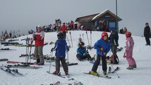 V 85 obratovalnih dneh so na Kobli našteli le 18 tisoč smučarjev. (Foto: Renata 