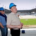 Ljubljanski župan Zoran Janković meni, da bi obisk stožiškega stadiona našim rep