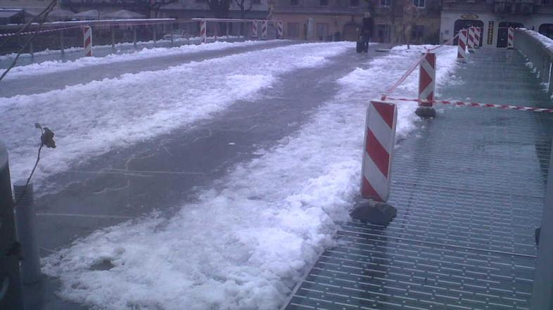 Mesarski most v Ljubljani. (Foto: Bralec Žurnala24)