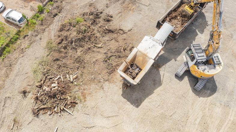 bager recikliranje gradbišče